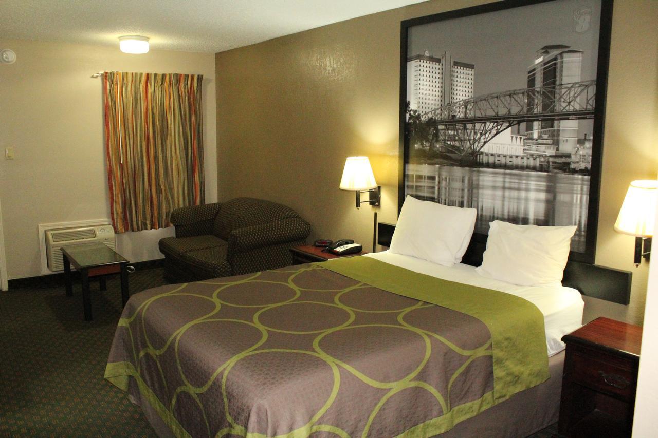 Super 8 By Wyndham Bossier City/Shreveport Area מראה חיצוני תמונה